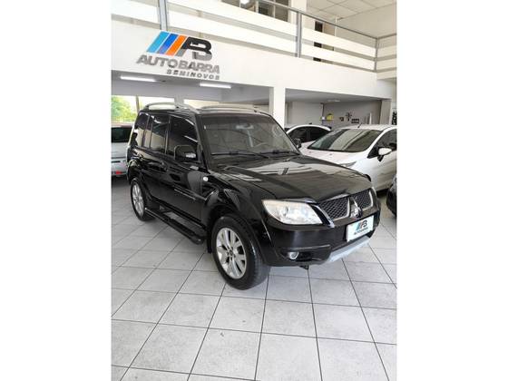 MITSUBISHI PAJERO TR4 2.0 4X2 16V 140CV FLEX 4P MANUAL MITSUBISHI PAJERO TR4 2.0 4X2 16V 140CV FLEX 4P MANUAL